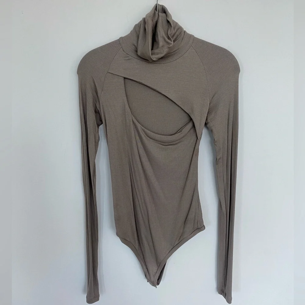 ALIX NYC Carder Bodysuit - Picture 5 of 8